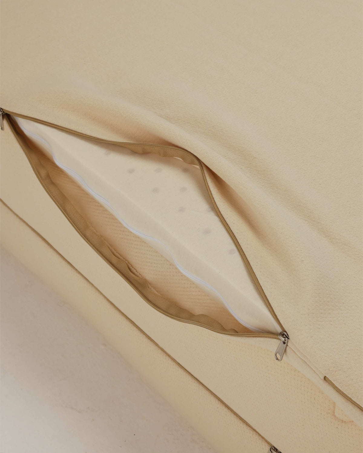 Breathable & Allergy-Free Design